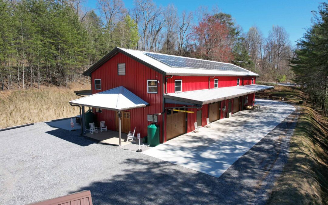 Hinton Center Barn